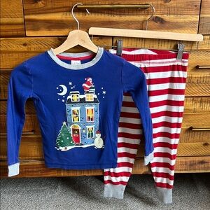 Mini Boden Boys Christmas Pajamas Festive Blue and Red Kids Pajamas 🎅🏼🌲